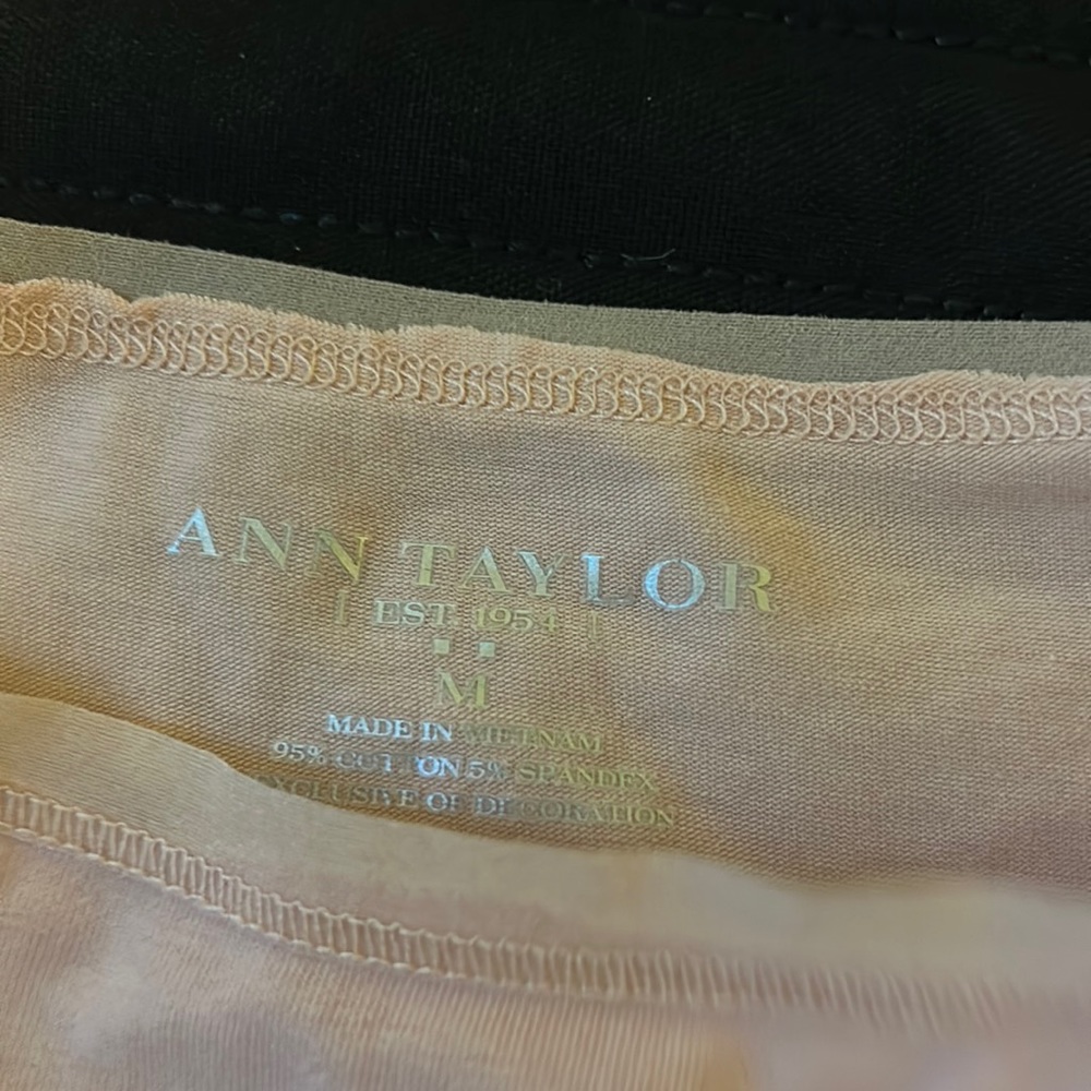 Like new peach cami